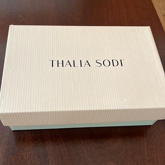 NIB Thalia Sodi Kaia silver bling pump heel 8.5 - Picture 4 of 6